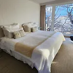 Hotel Lago Grey