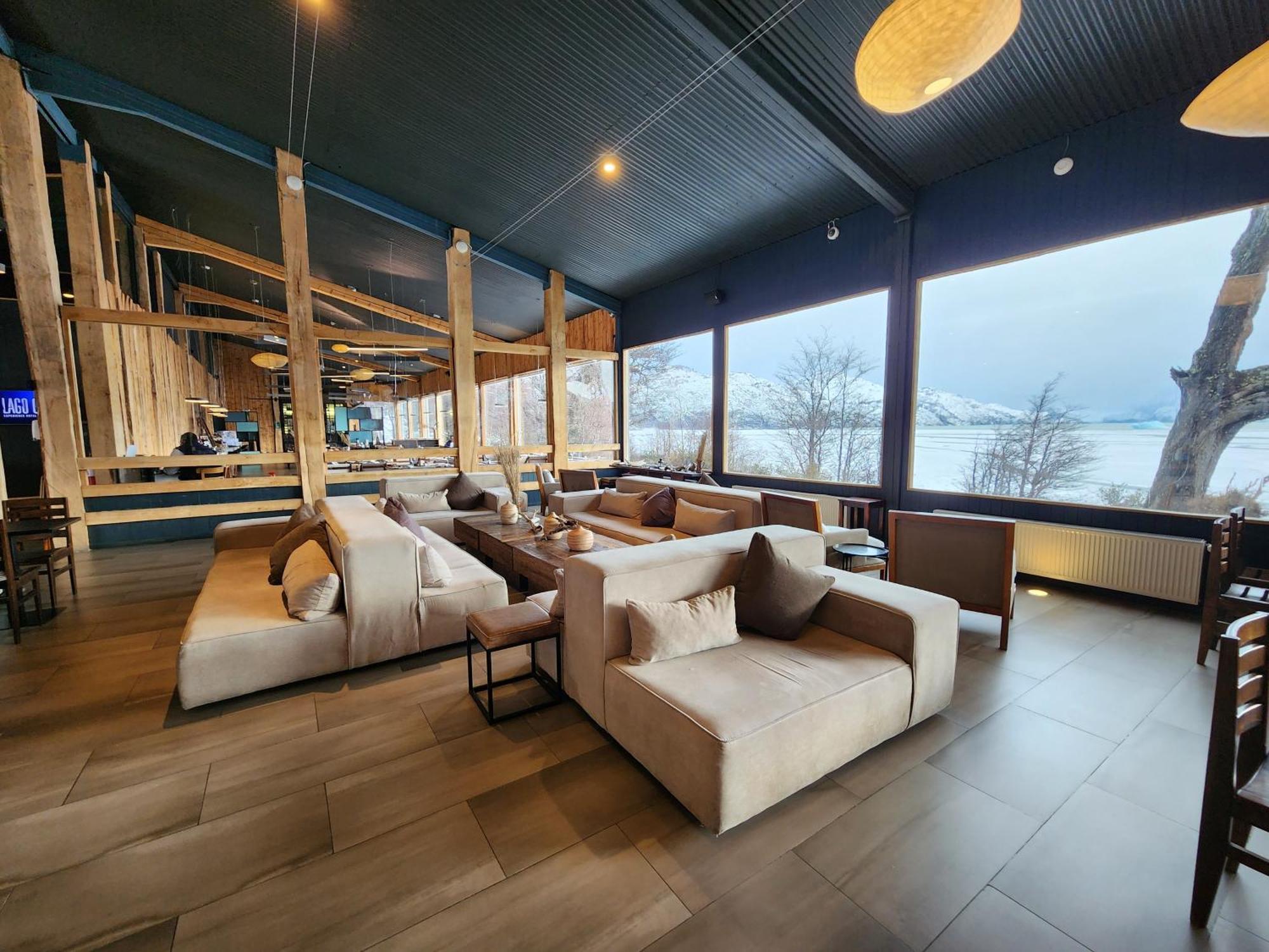 Grey Hotel 3*